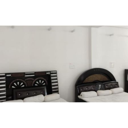Hotel Shri Nivasa Inn, Kothi Godarpura Eksteriør bilde